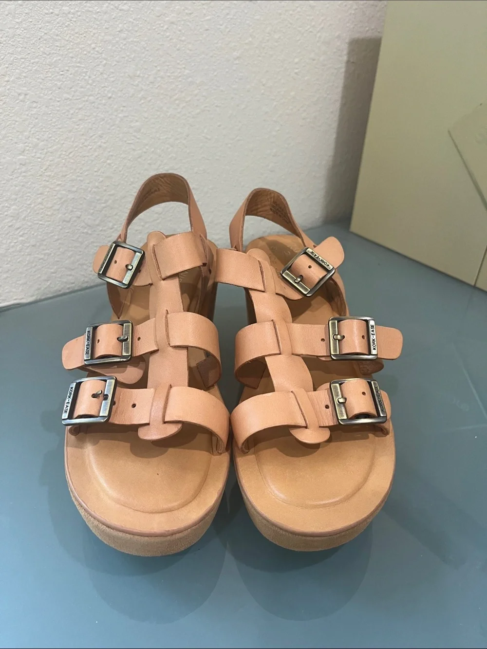 Kork-Ease Peachy Tan Triple-Buckle Platform Sandals size 7